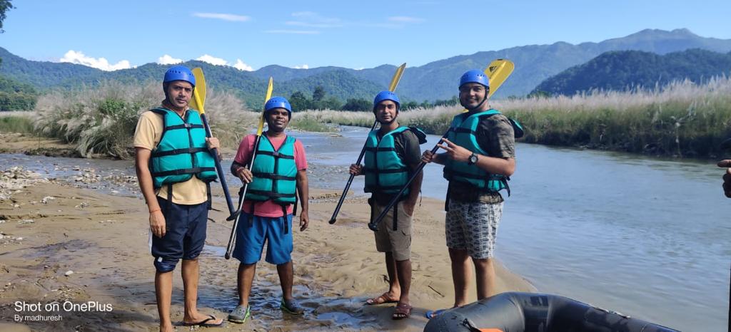 river rafting in corbett